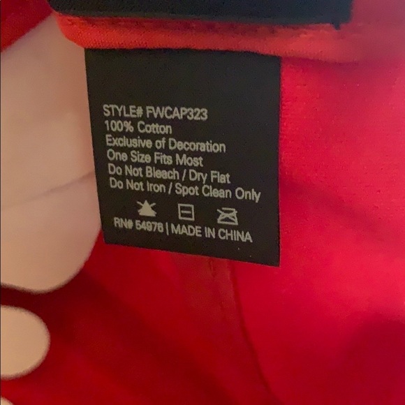 David & Young red Bae Watch baseball cap New with tag - Picture 8 of 8